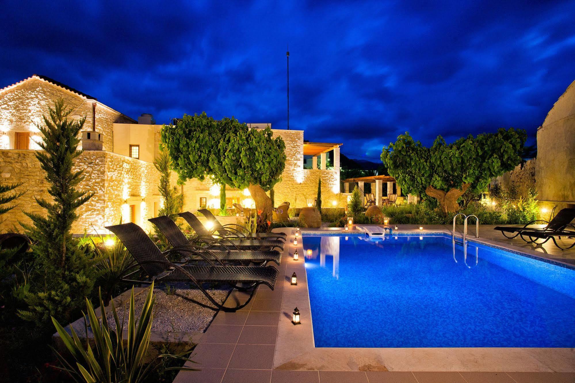 Arcus Suites Арьируполис Экстерьер фото