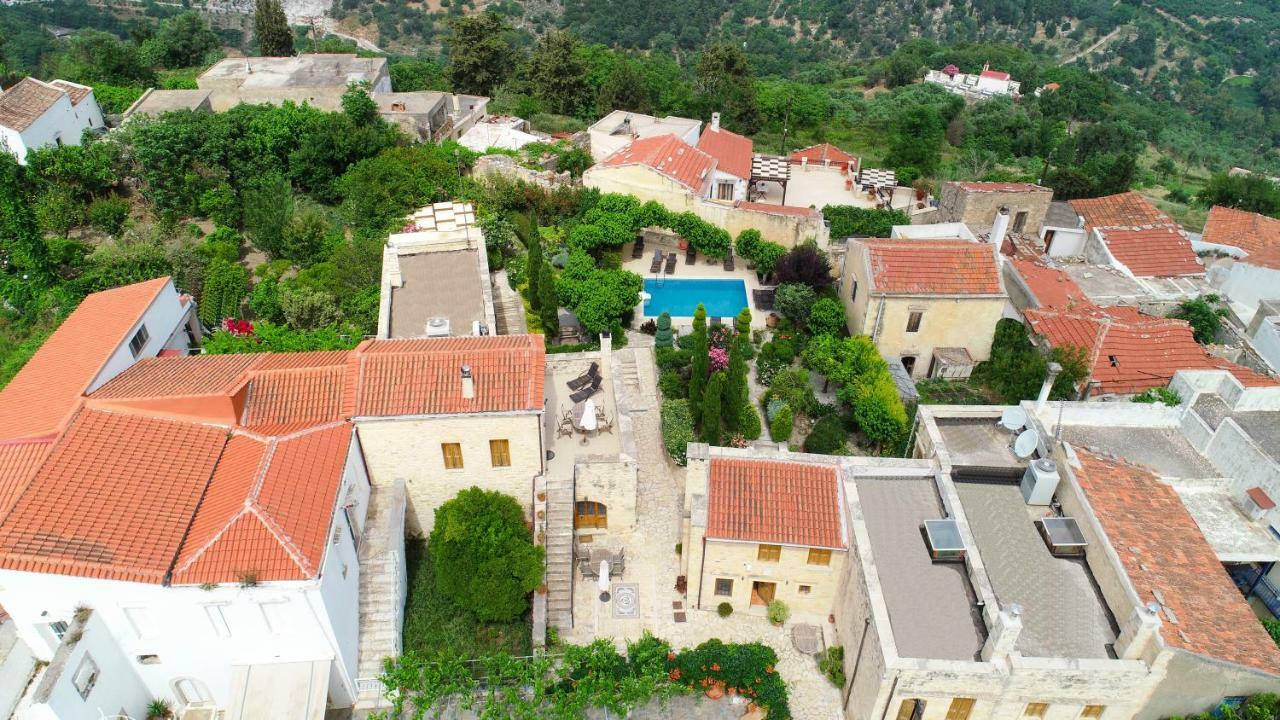 Arcus Suites Арьируполис Экстерьер фото